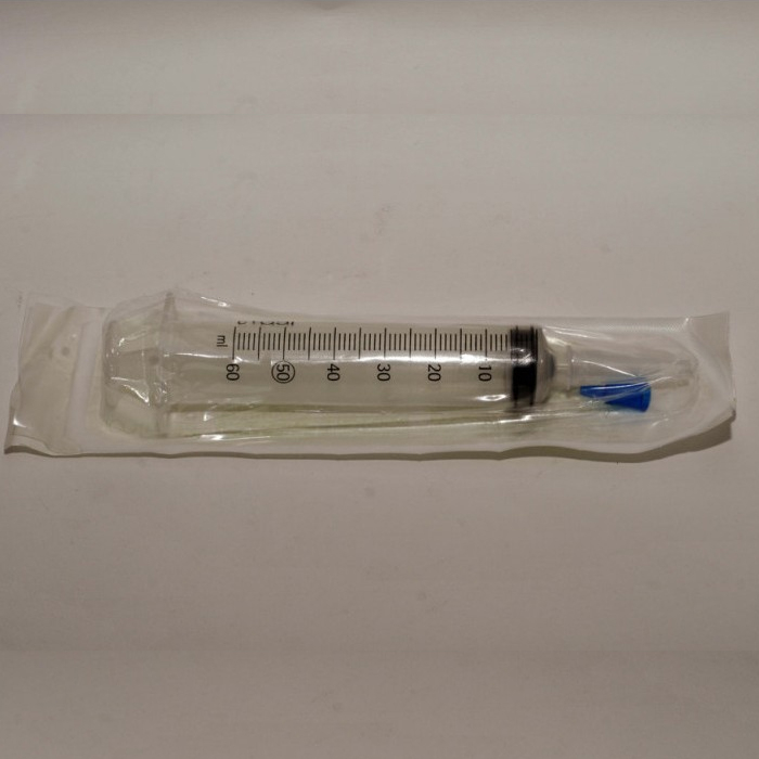 Seringa + extensão para tratamentos